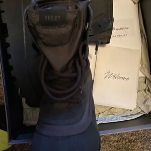 Yeezy  950 boots 1st season